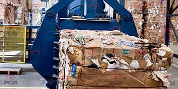 Reciclaje de desperdicios de papel y cartón